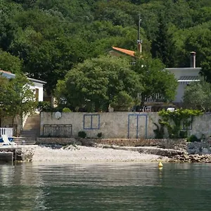 https://apartment-rooms-neno.hotelinzadar.com